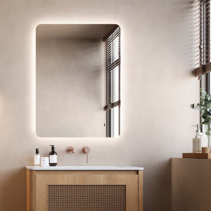 Espejo de baño rectangular retroiluminado sin marco con iluminación LED trasera
