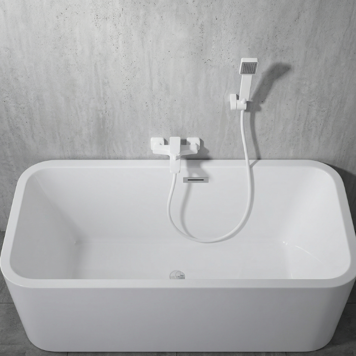 Grifo monomando blanco mate con conjunto de ducha para bañera